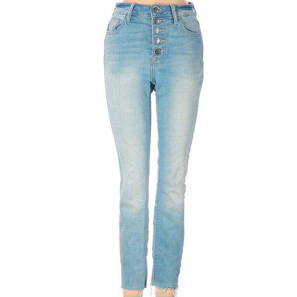 Carly Jean Denim - (5 for $25) CJLA ADA High Rise Button Fly Jegging in Light Wash Size 3
